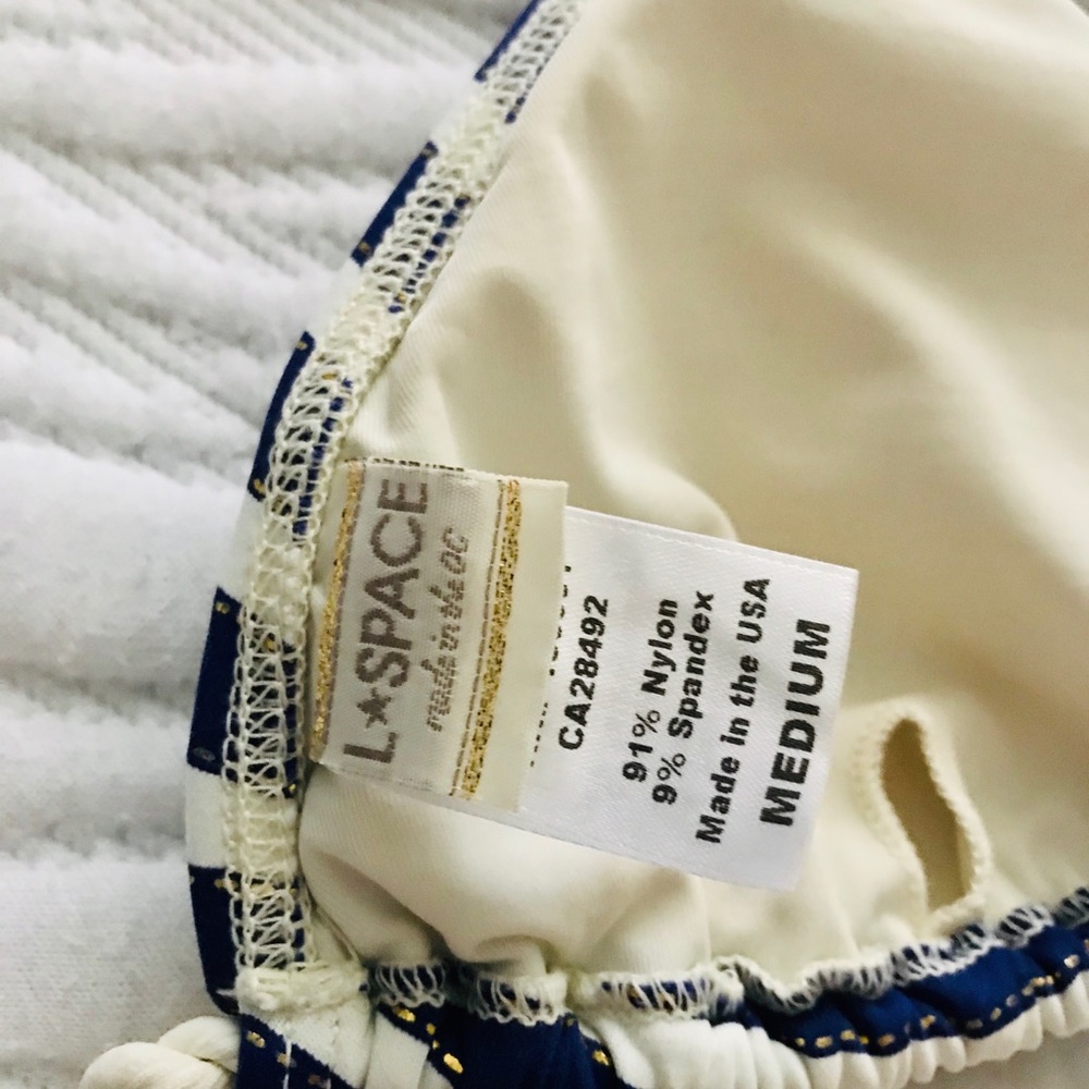 L*SPACE triangle bikini top - Picture 2 of 3